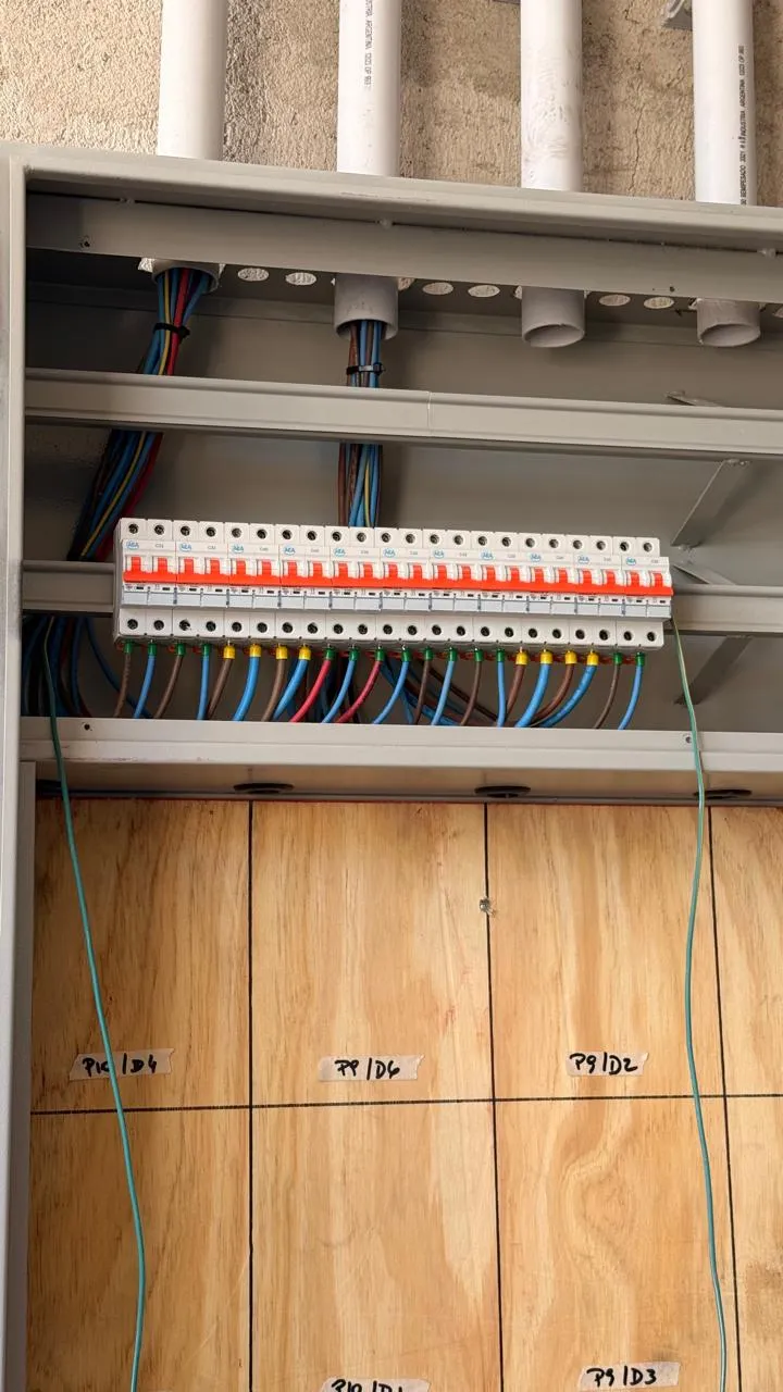 Tablero eléctrico de edificio 3